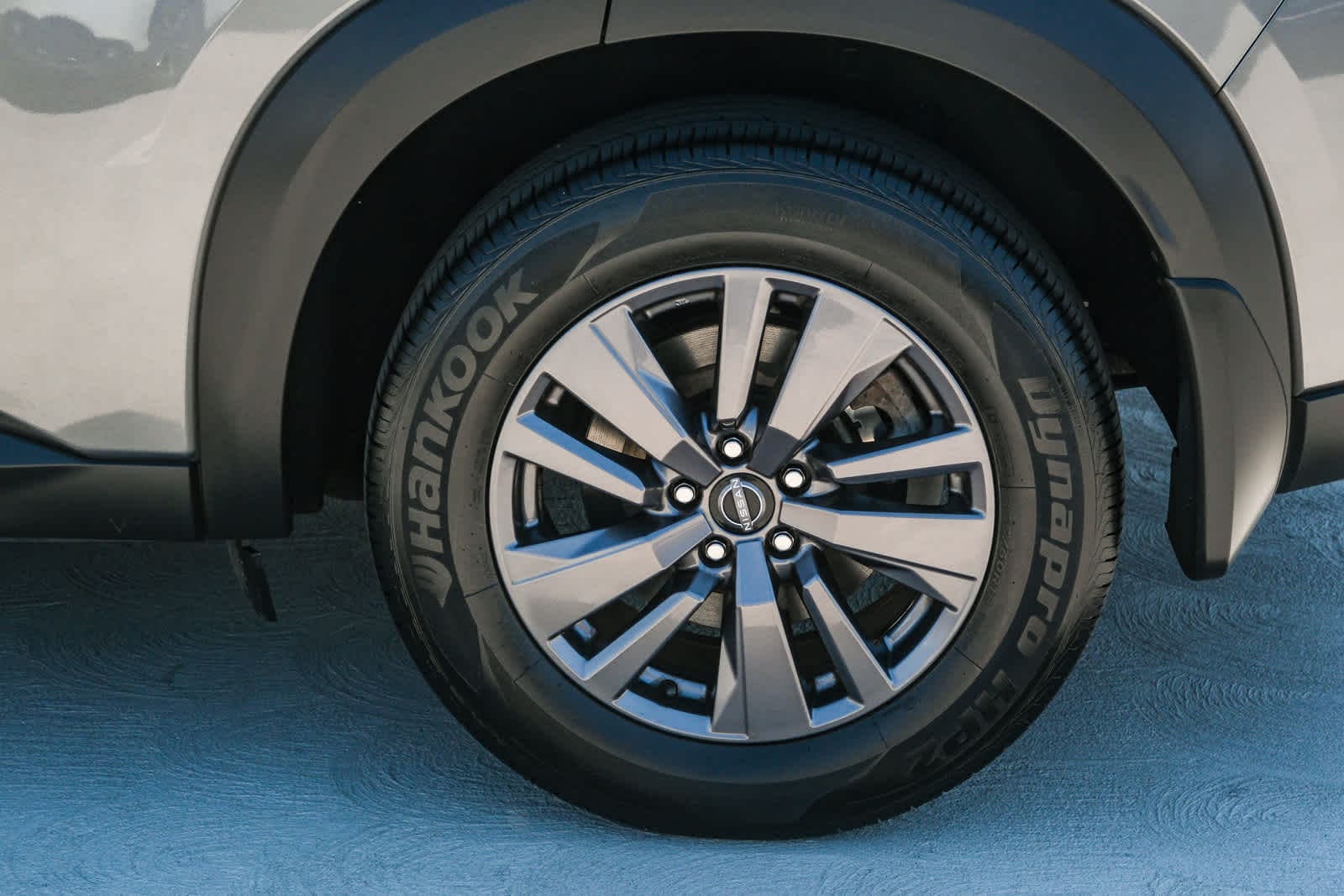Thumbnail: 2022 Nissan Pathfinder - 9