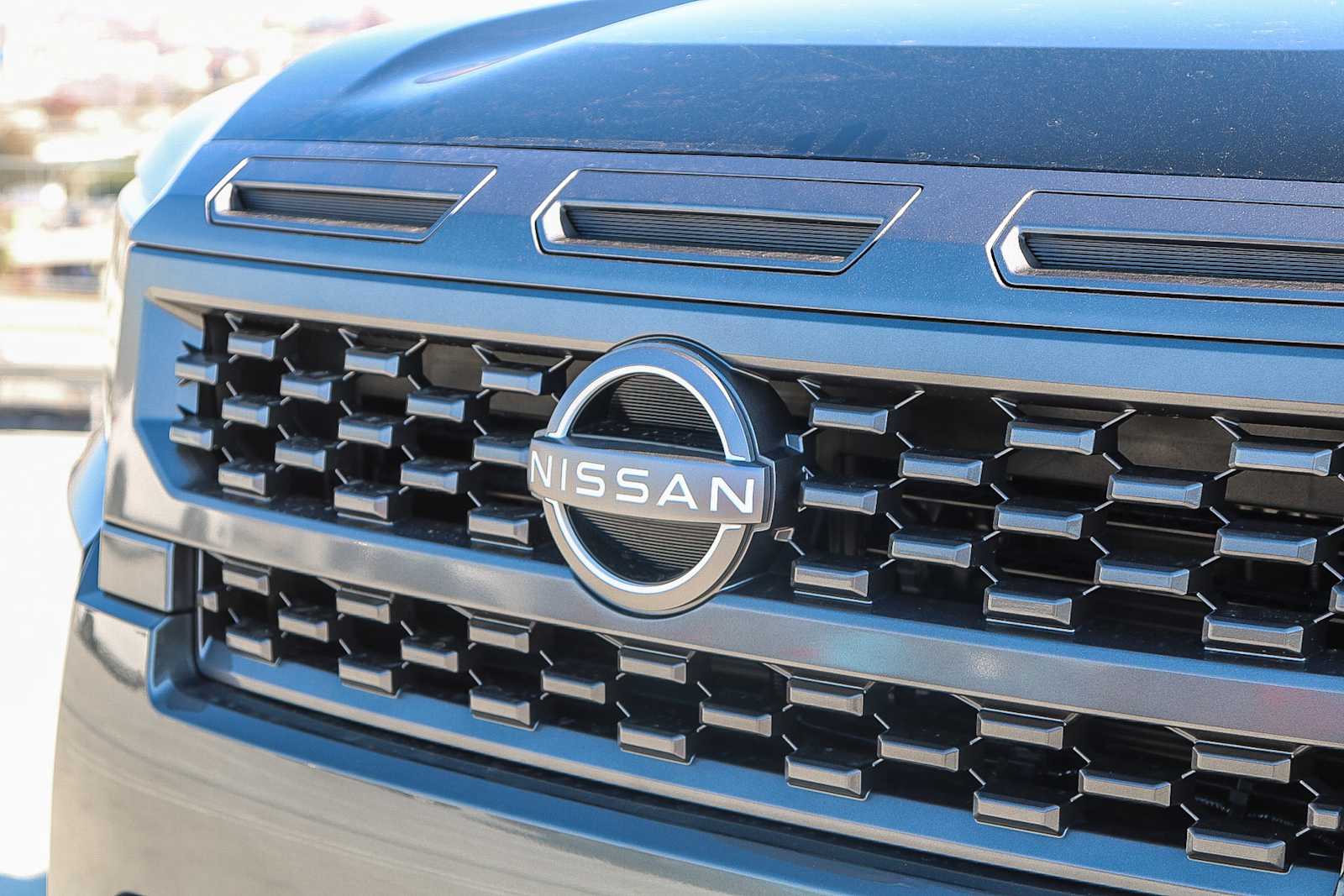 Thumbnail: 2025 Nissan Frontier - 5