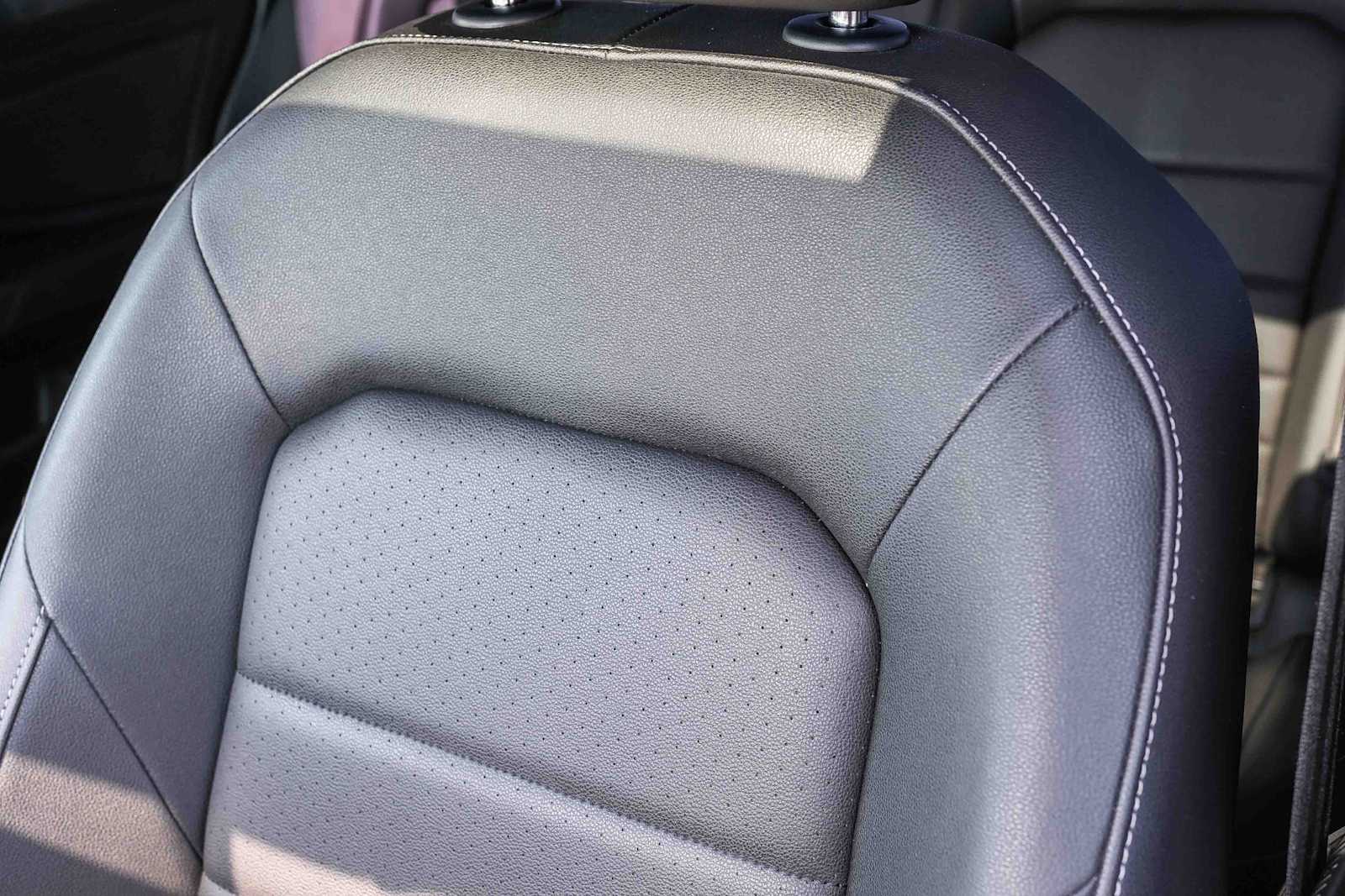 Thumbnail: 2021 Volkswagen Jetta - 22