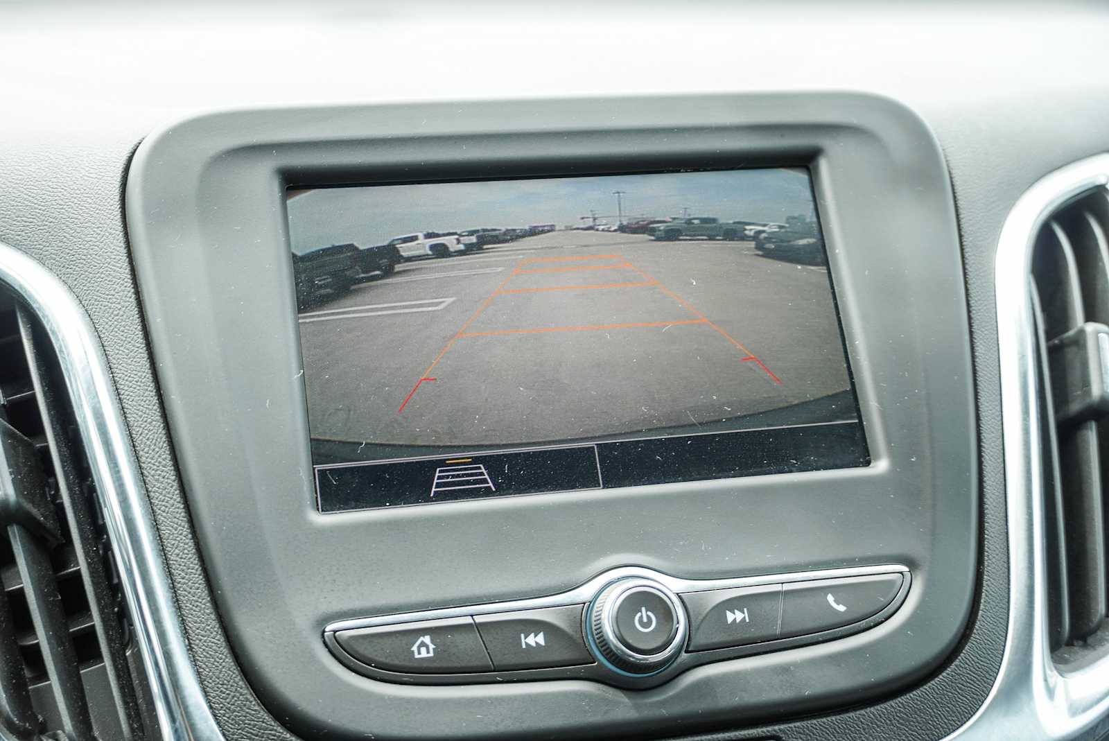 Thumbnail: 2023 Chevrolet Equinox - 25