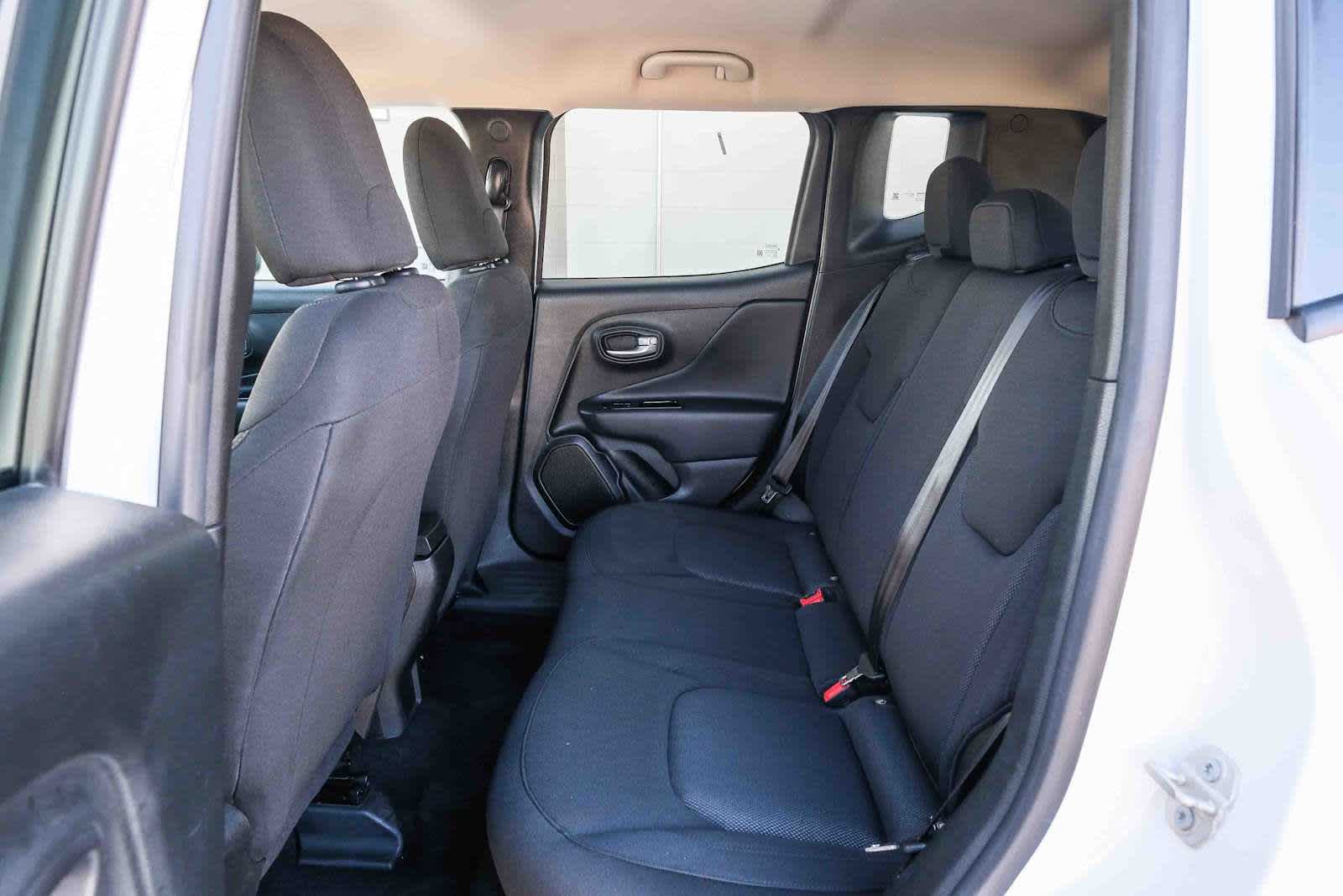 Thumbnail: 2023 Jeep Renegade - 18