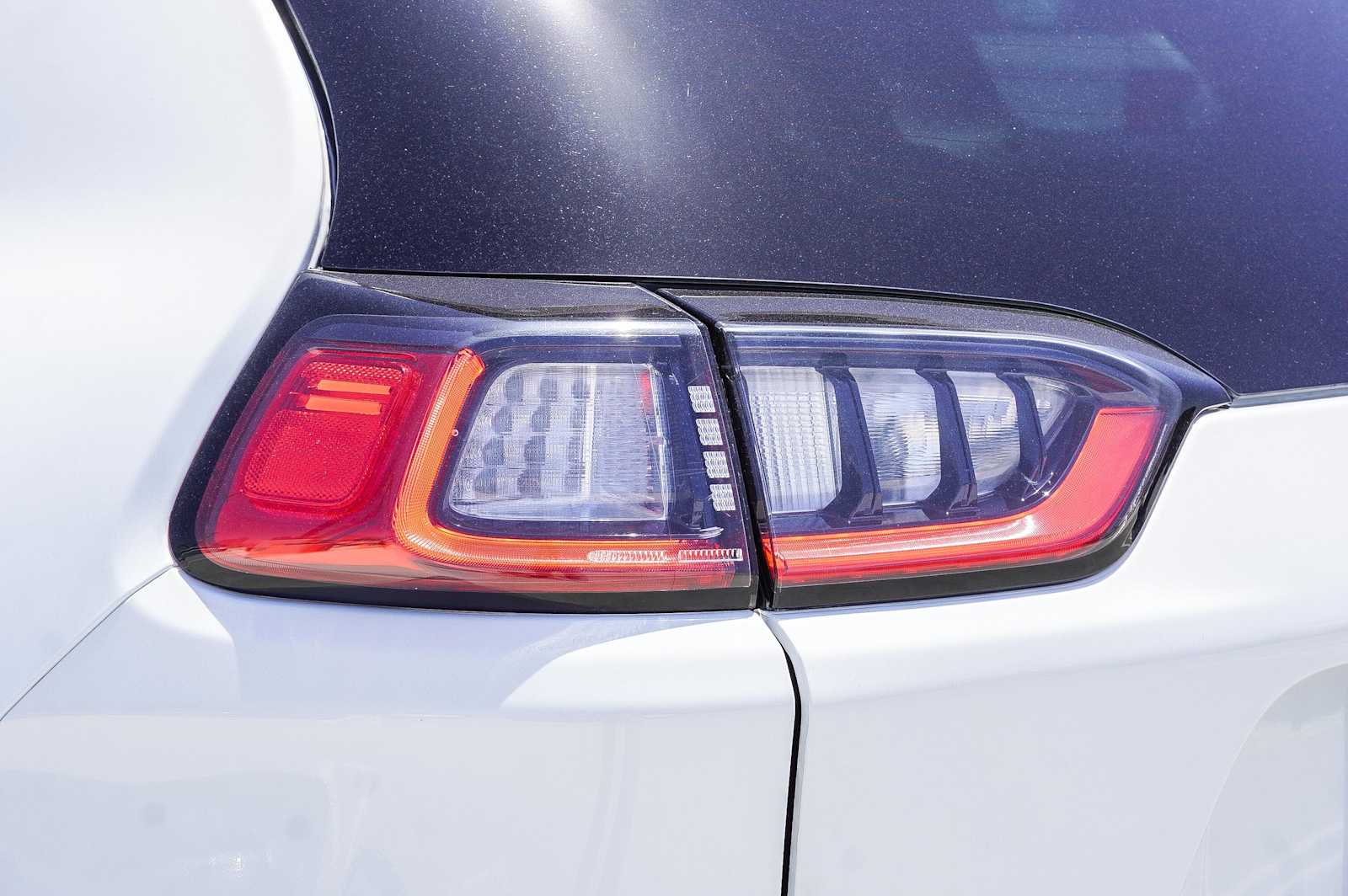 Thumbnail: 2023 Jeep Cherokee - 7