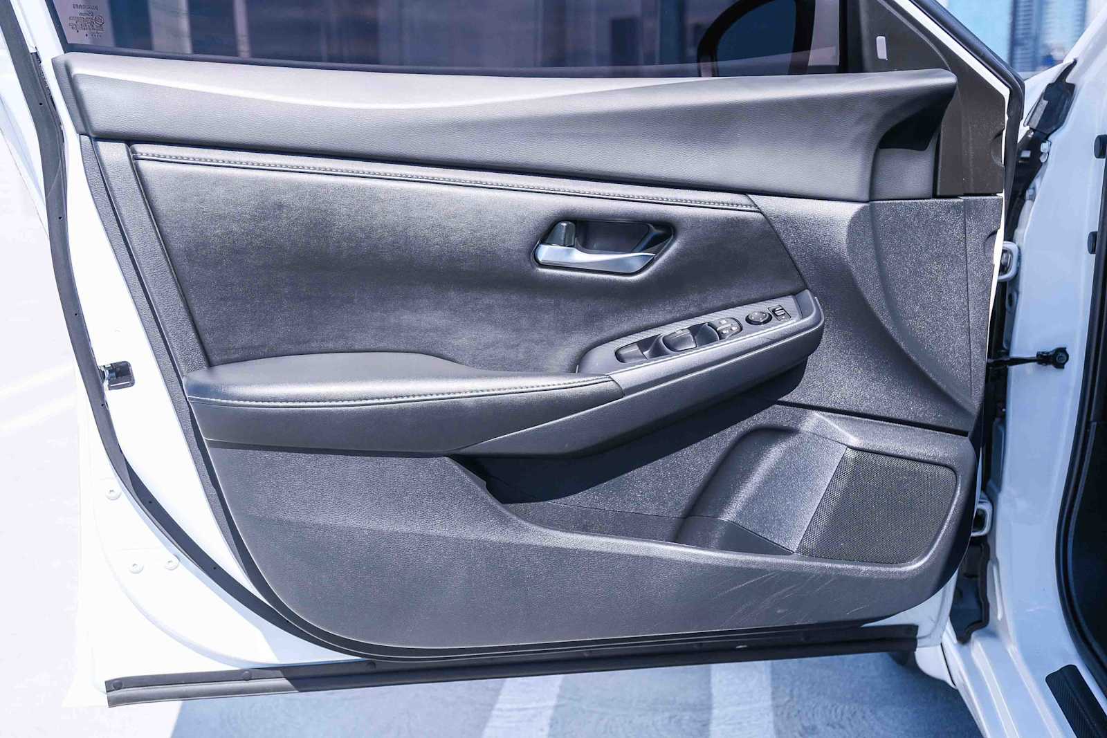 Thumbnail: 2023 Nissan Sentra - 20