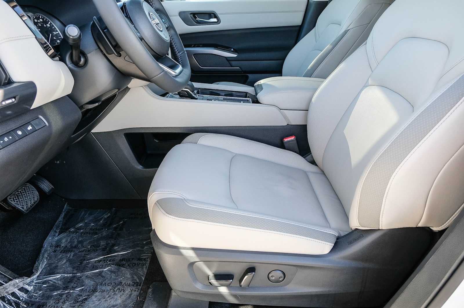 Thumbnail: 2025 Nissan Pathfinder - 20