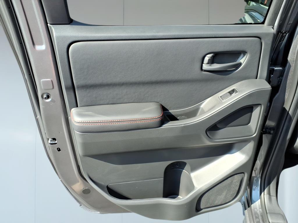 2026 Nissan Frontier PRO-4X - Photo 23