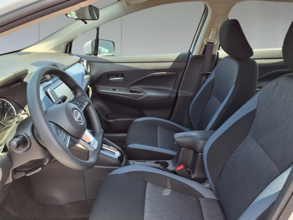 2025 Nissan Versa Sedan SV - Photo 12