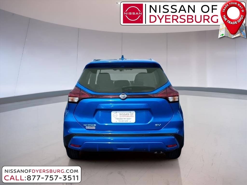 2022 Nissan Kicks SV photo 4
