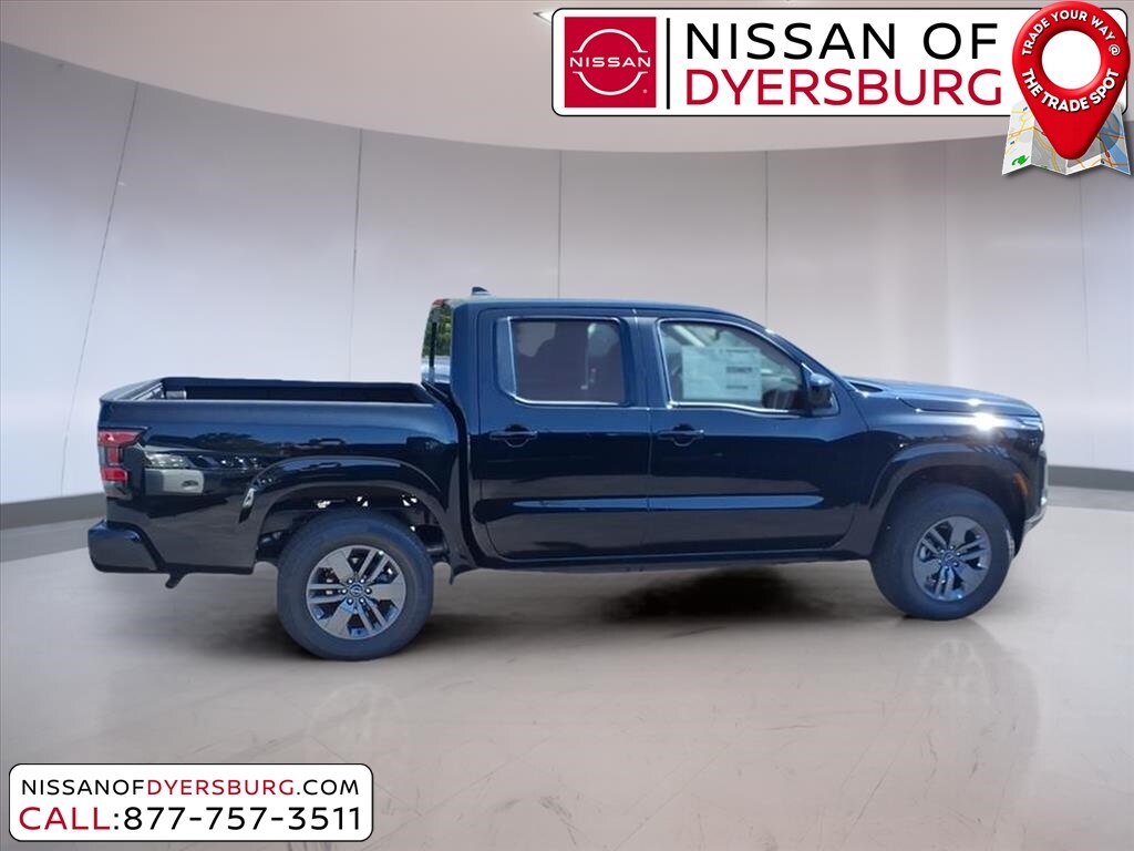 2026 Nissan Frontier SV photo 2