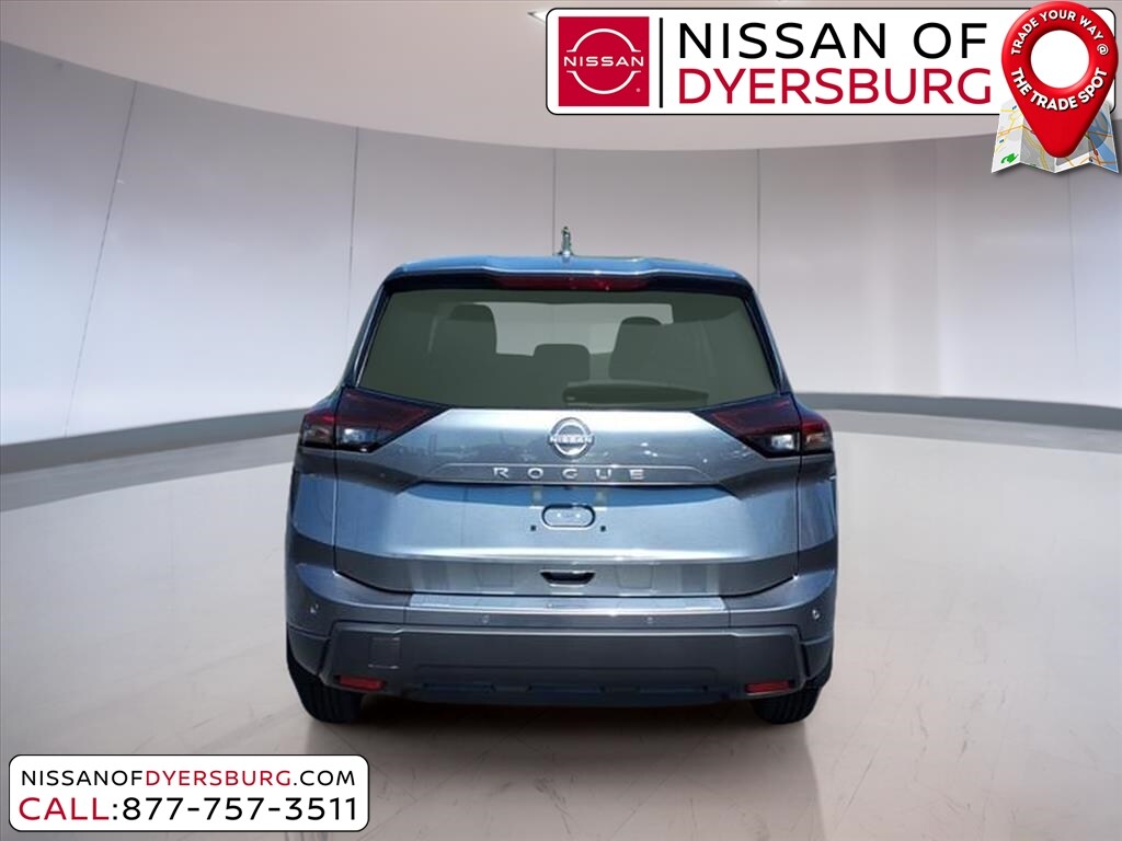 2026 Nissan Rogue SV photo 2