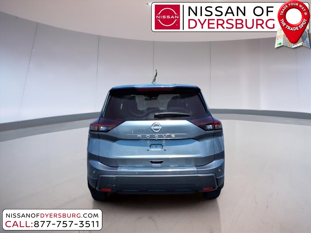 2026 Nissan Rogue SV photo 3
