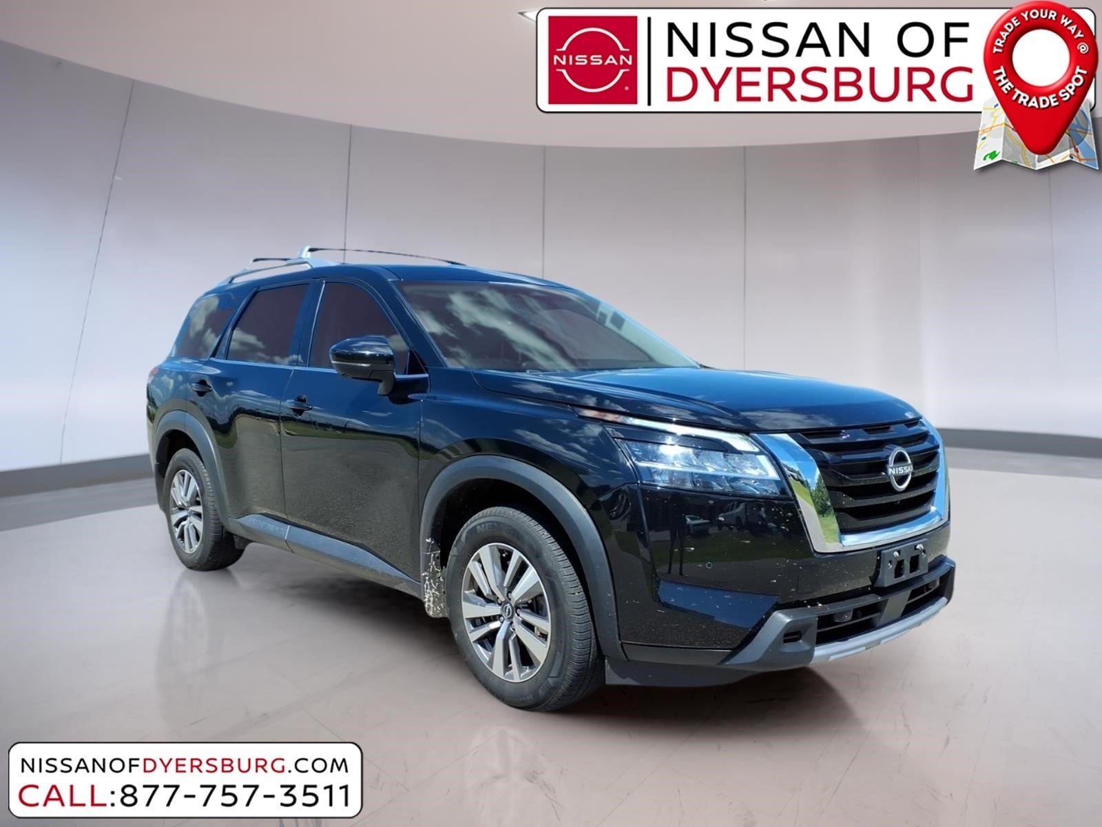 Used 2023 Nissan Pathfinder SL