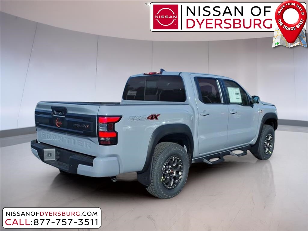 2026 Nissan Frontier PRO-4X photo 3