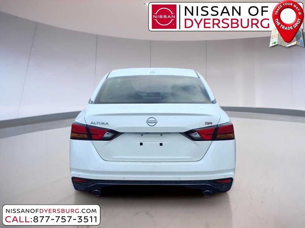 New 2025 Nissan Altima SR Sedan