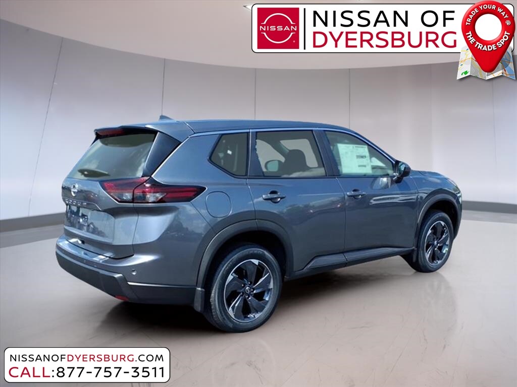 2026 Nissan Rogue SV photo 2