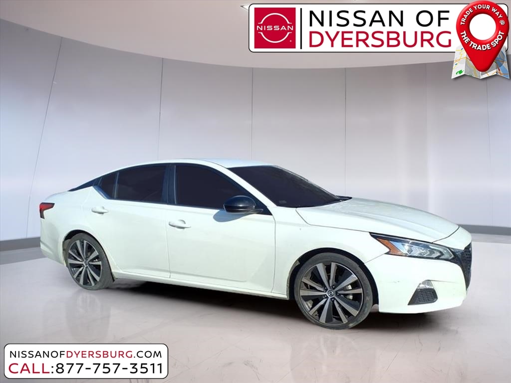 2022 Nissan Altima SR