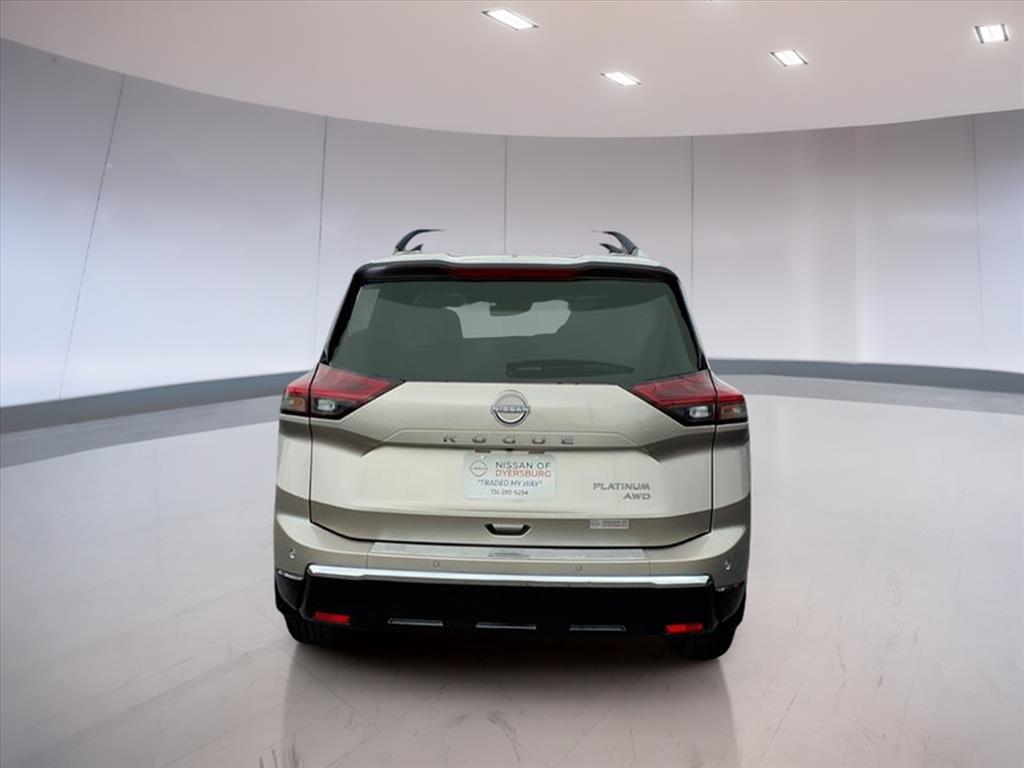 2026 Nissan Rogue Platinum photo 4