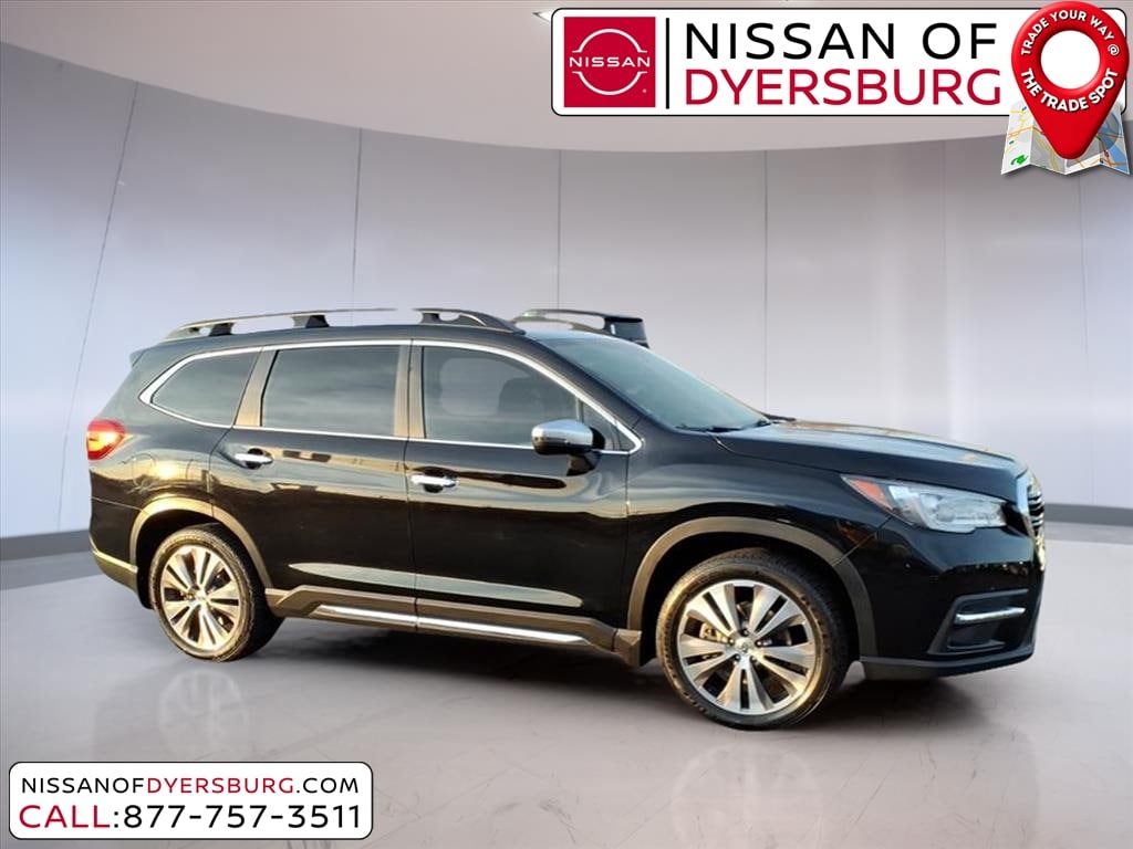 2022 Subaru Ascent Touring's photo