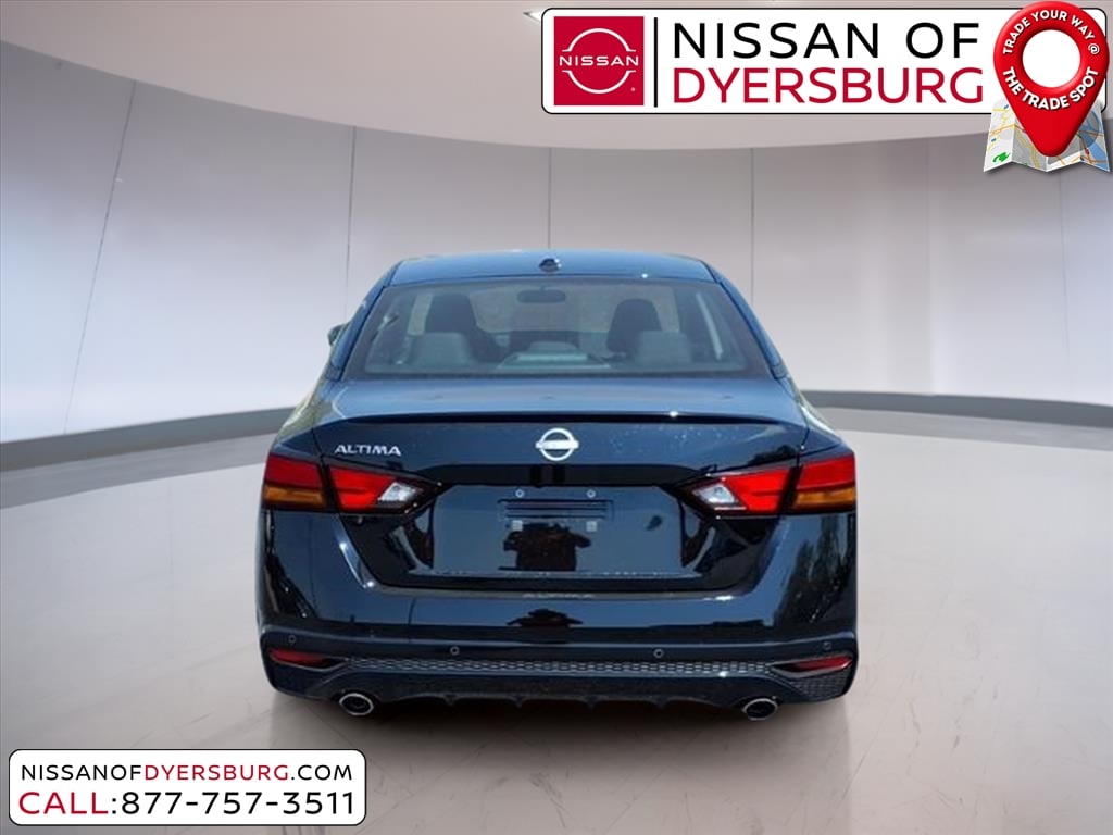 New 2025 Nissan Altima SV Sedan