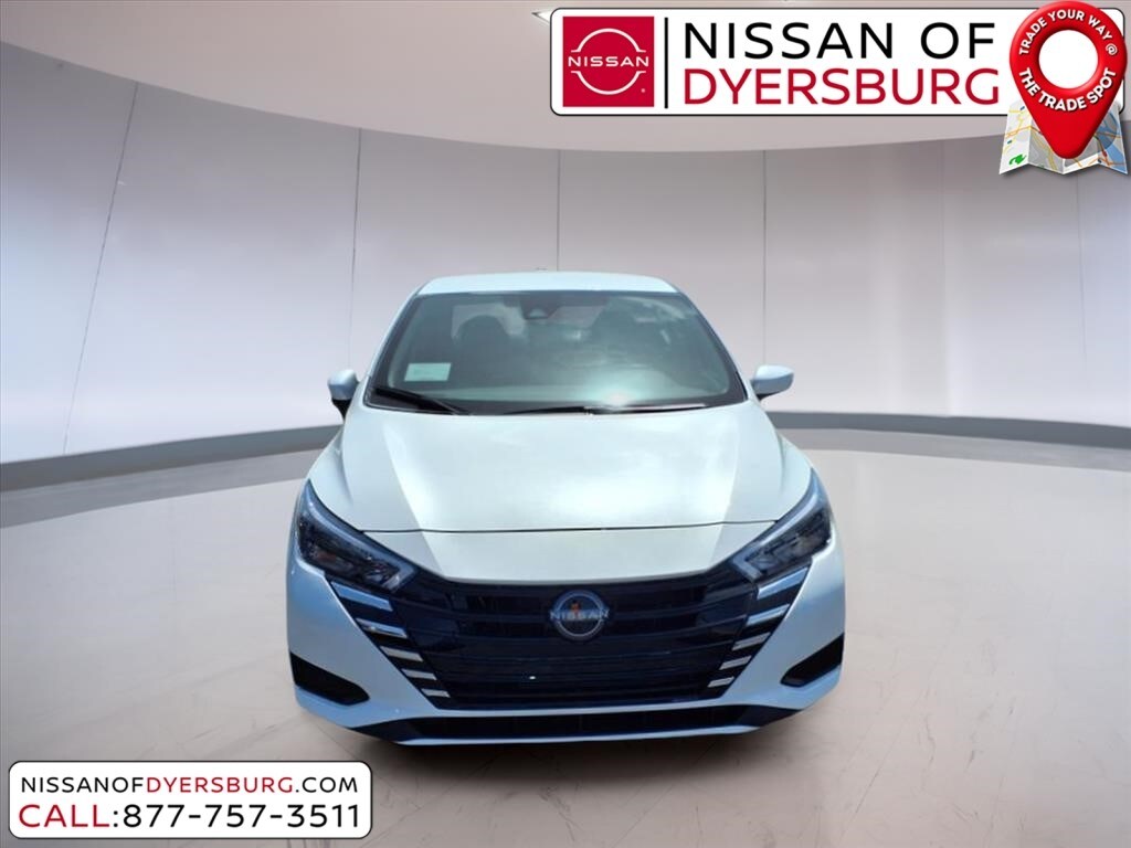 2025 Nissan Versa Sedan SV - Photo 8