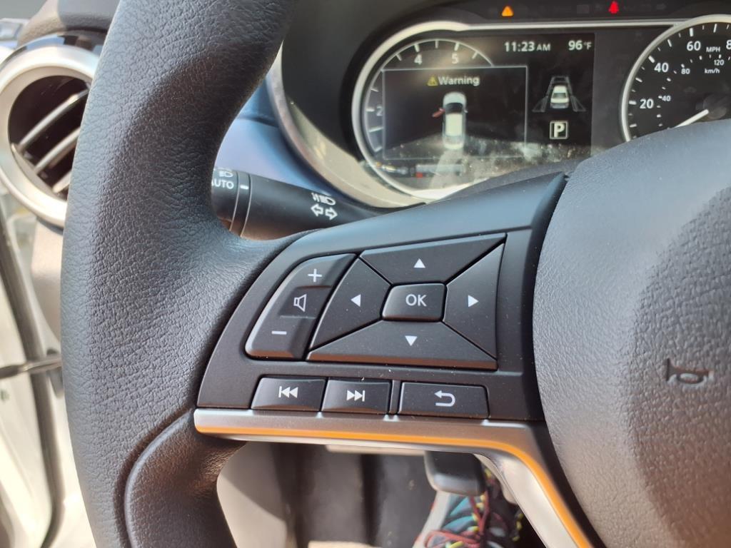 2025 Nissan Versa Sedan SV - Photo 15