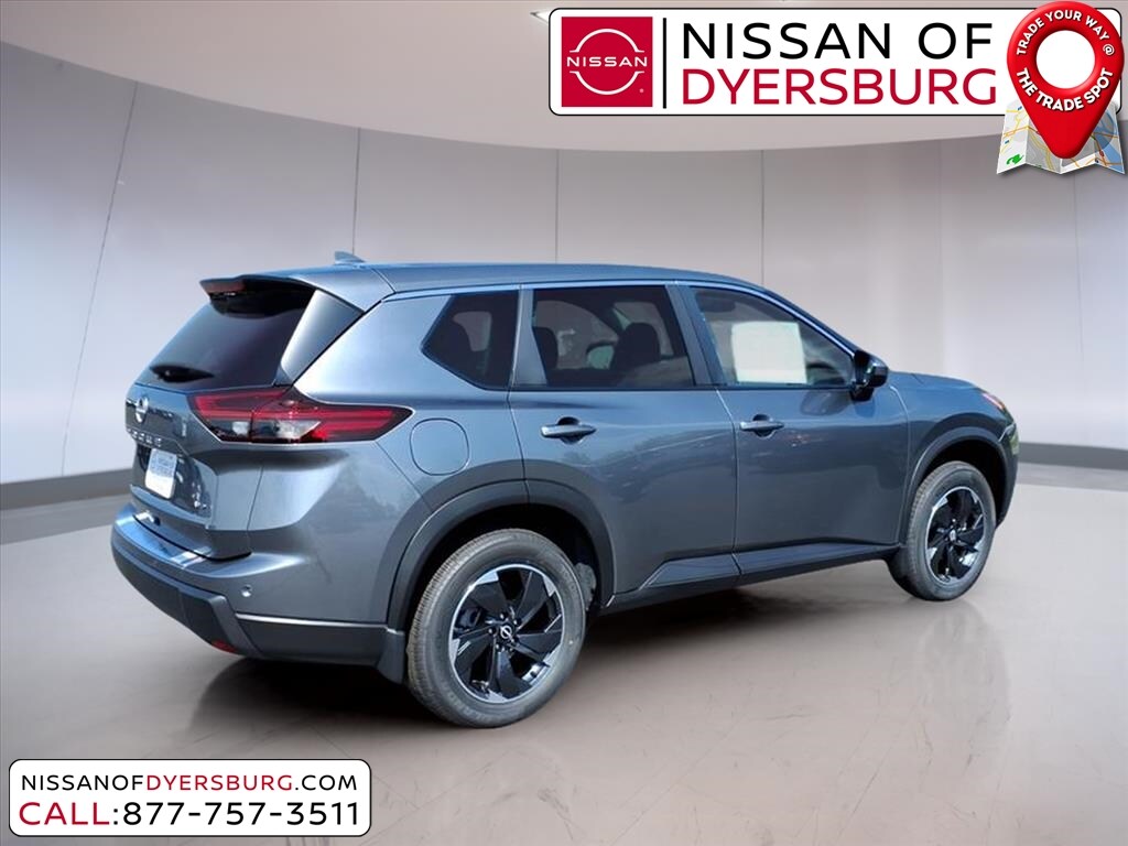 2026 Nissan Rogue SV photo 2