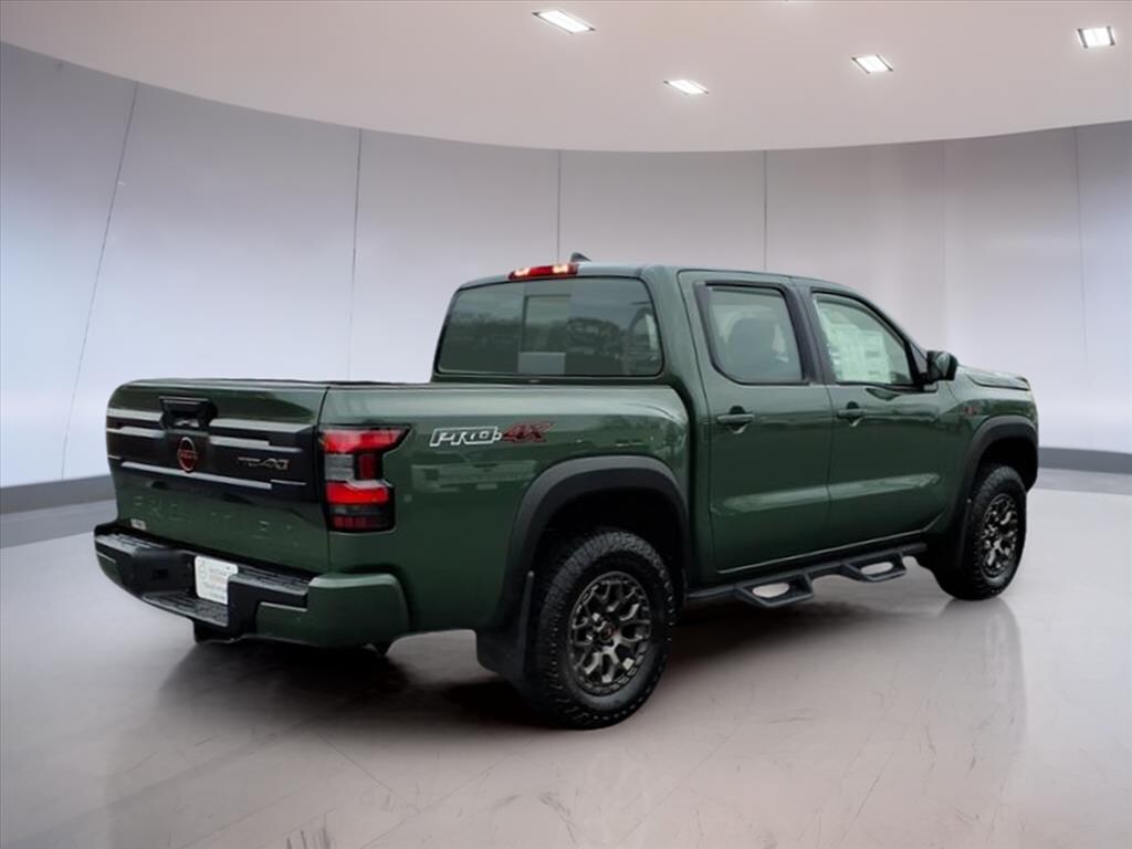 New 2026 Nissan Frontier PRO-4X w/R Package Truck Crew Cab