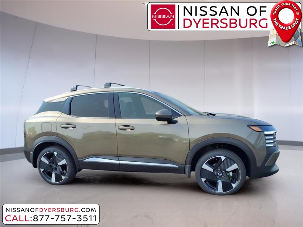 2025 Nissan Kicks SR photo 3