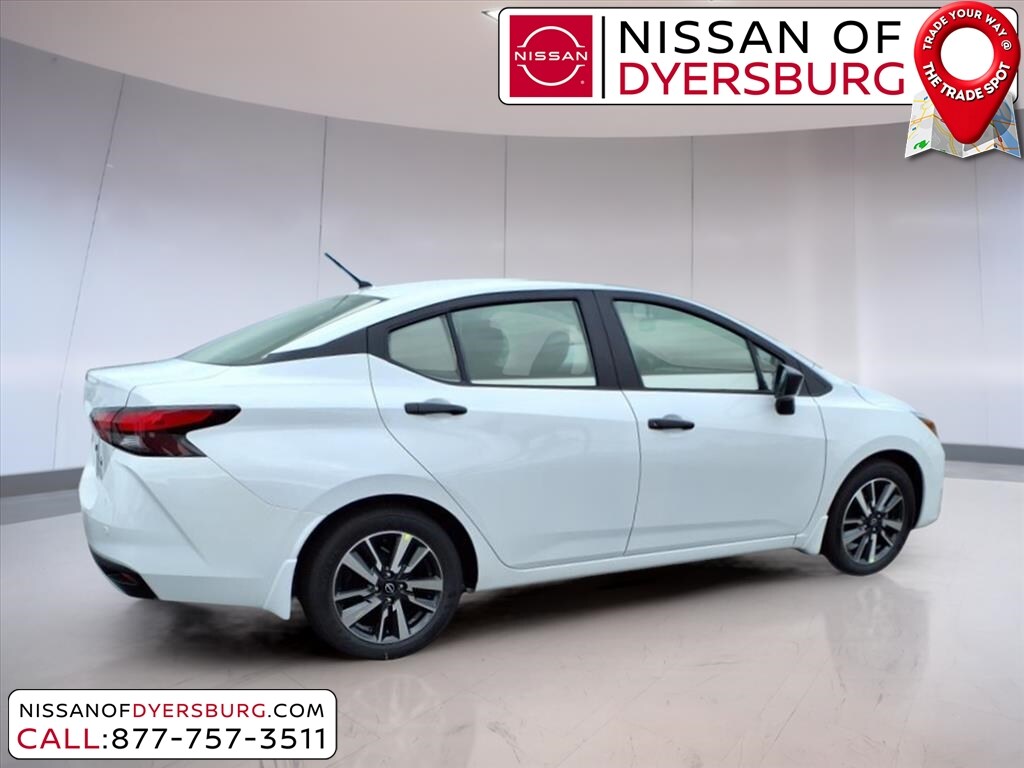 2025 Nissan Versa 1.6 S photo 4