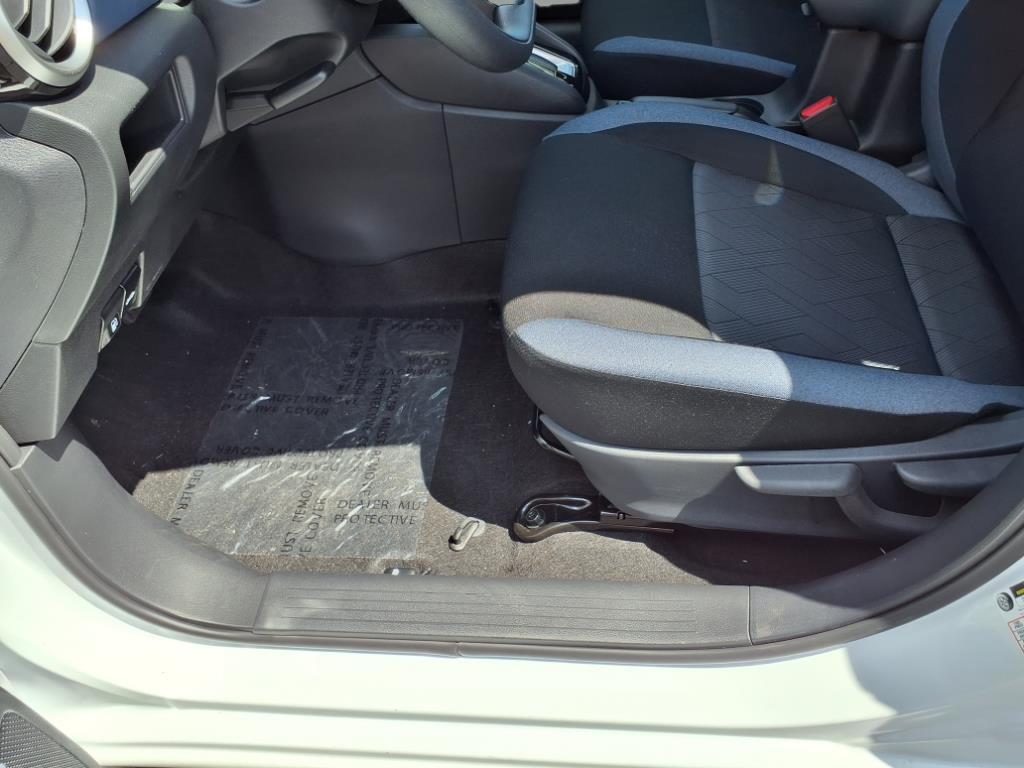 2025 Nissan Versa Sedan SV - Photo 11