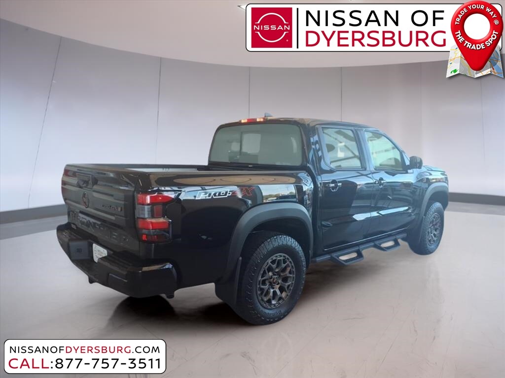 2026 Nissan Frontier PRO-4X photo 3