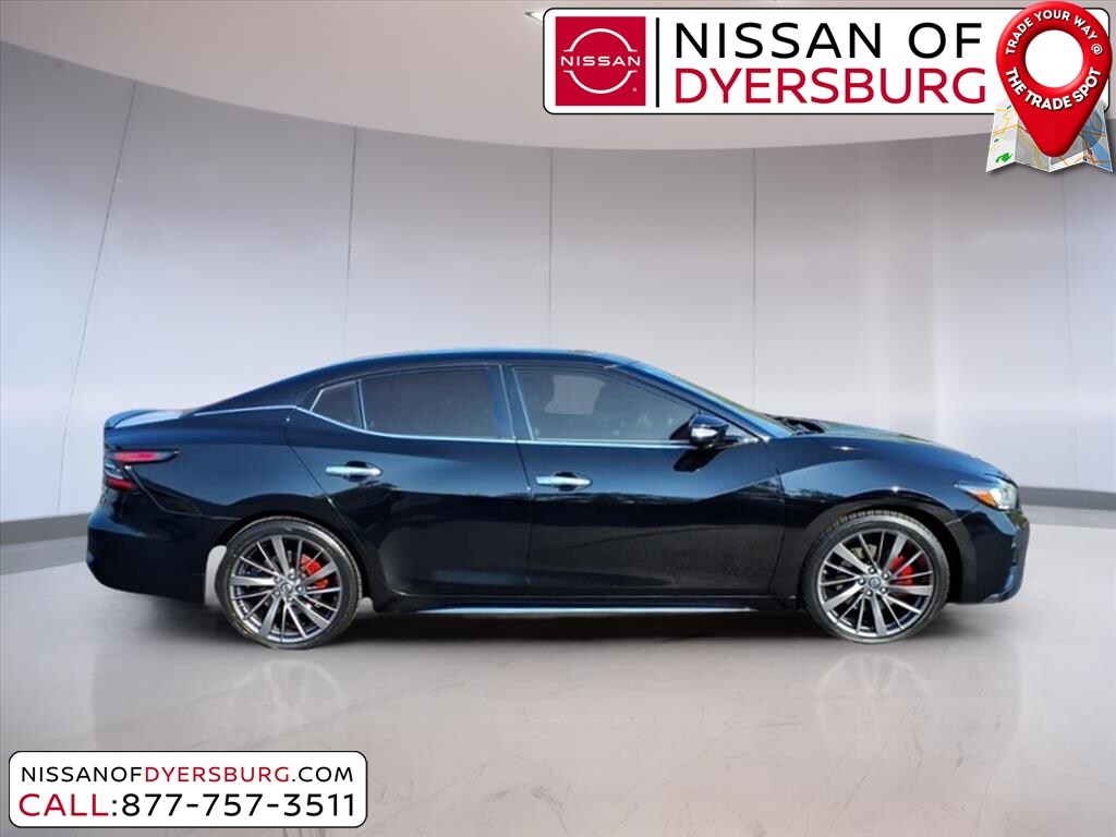 2019 Nissan Maxima Platinum photo 2