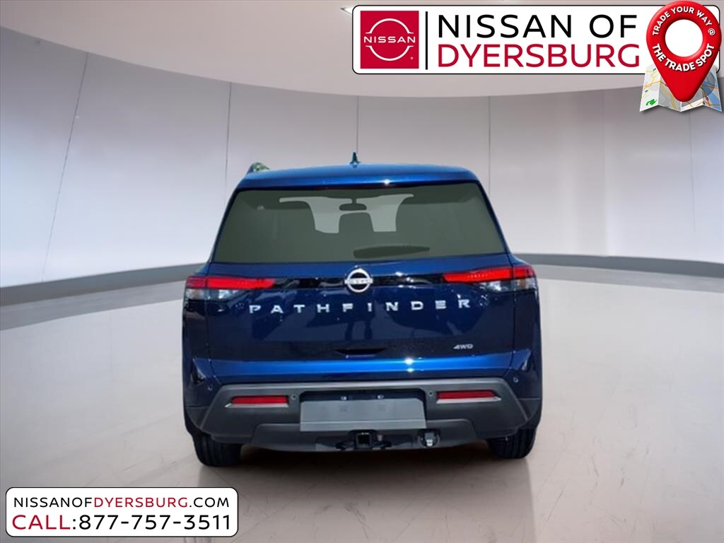 2025 Nissan Pathfinder SV photo 4