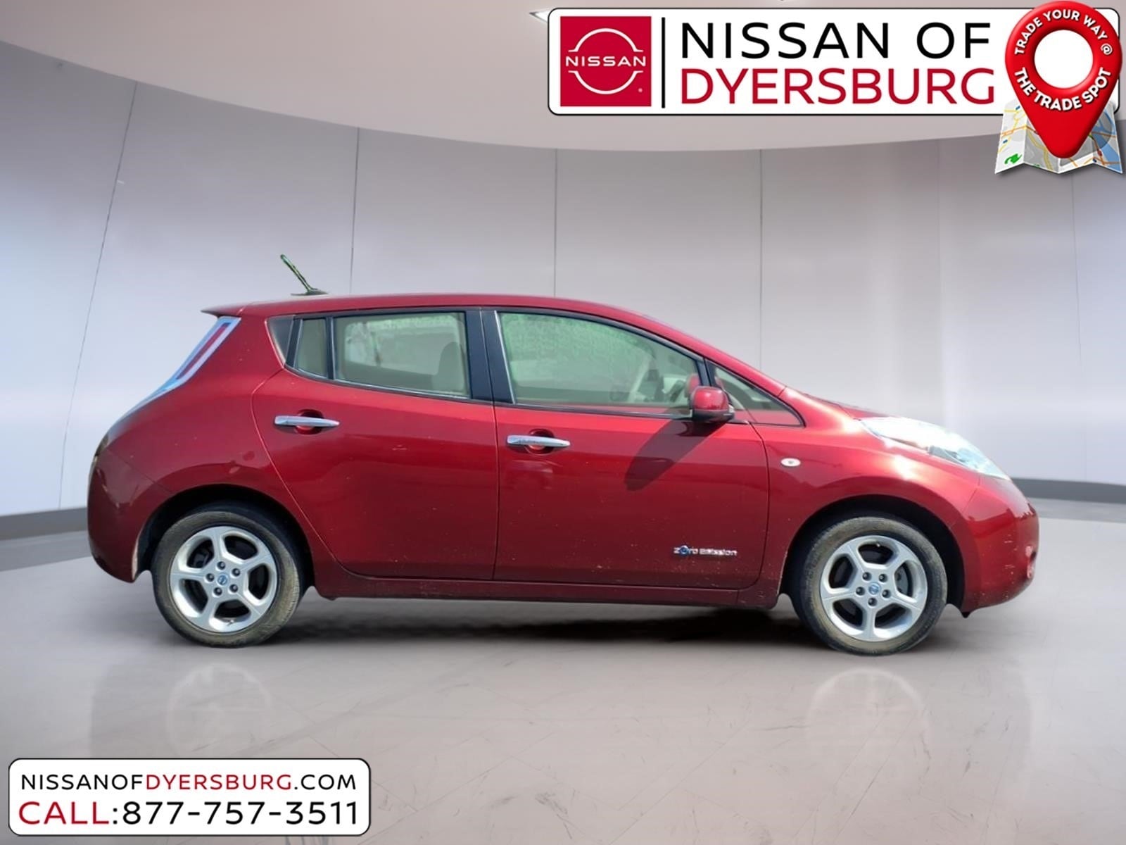 Used 2011 Nissan LEAF SL with VIN JN1AZ0CP8BT002585 for sale in Dyersburg, TN