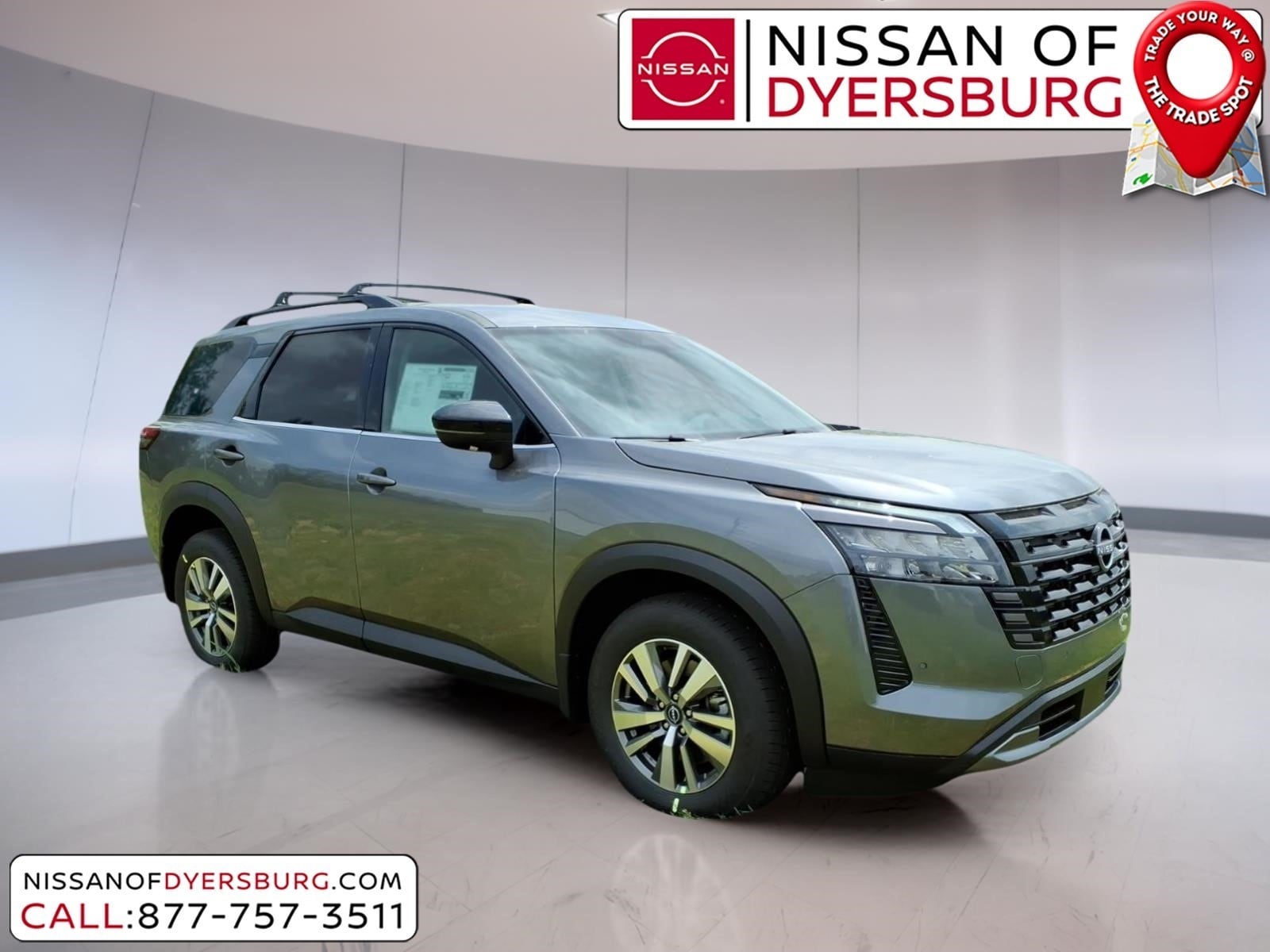 2026 Nissan Pathfinder SL 2WD's photo
