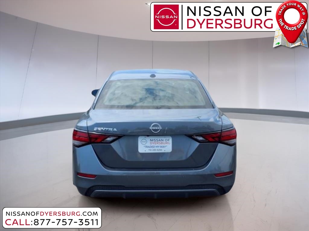 2025 Nissan Sentra SV photo 4