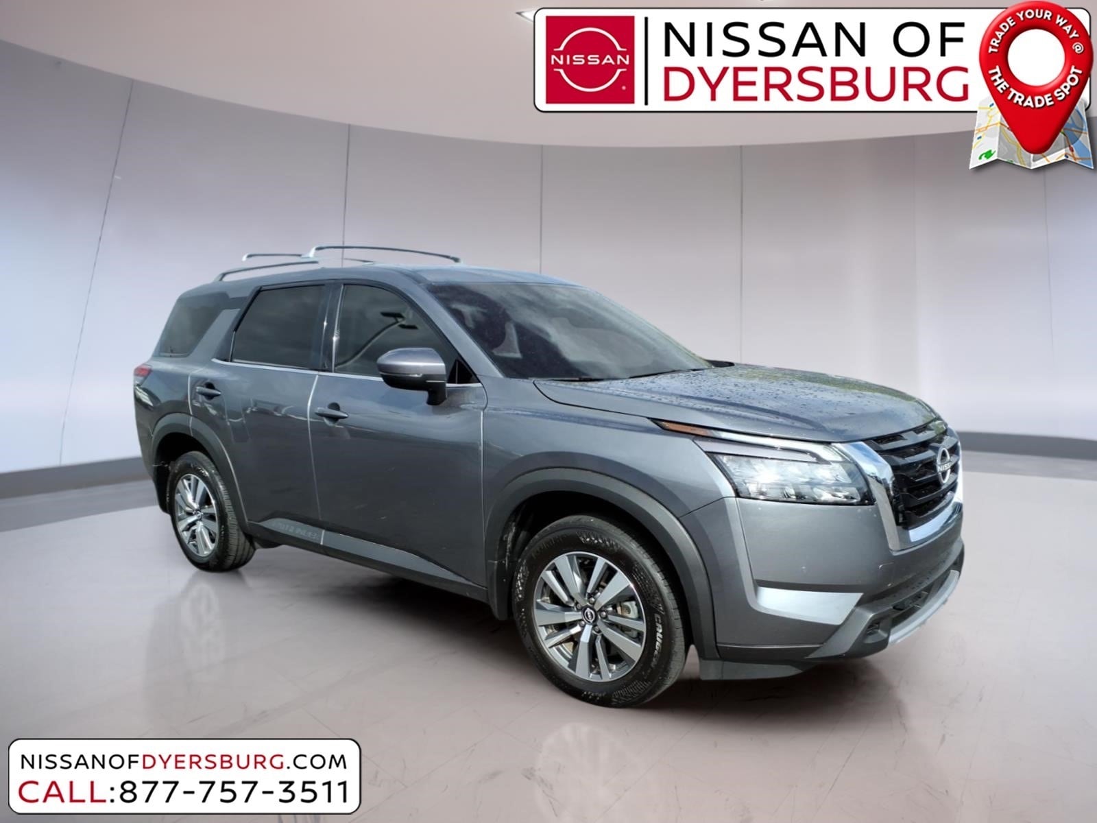 2025 Nissan Pathfinder SL 4WD's photo
