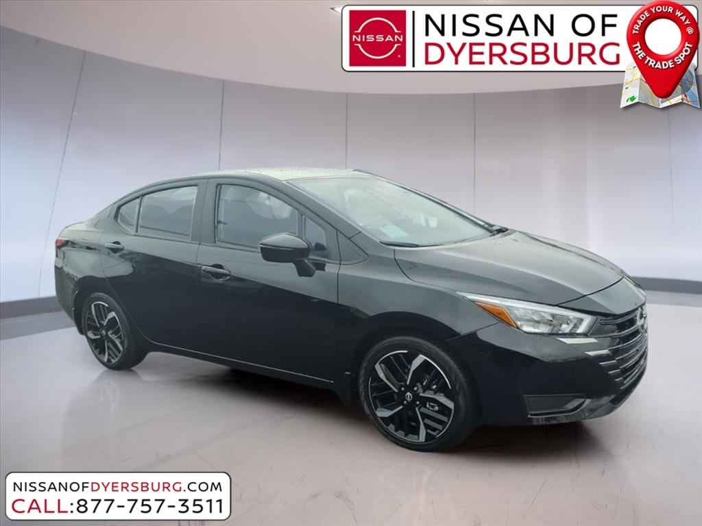 2025 Nissan Versa 1.6 SR CVT's photo