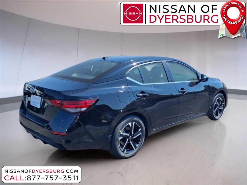 2025 Nissan Sentra SV photo 3