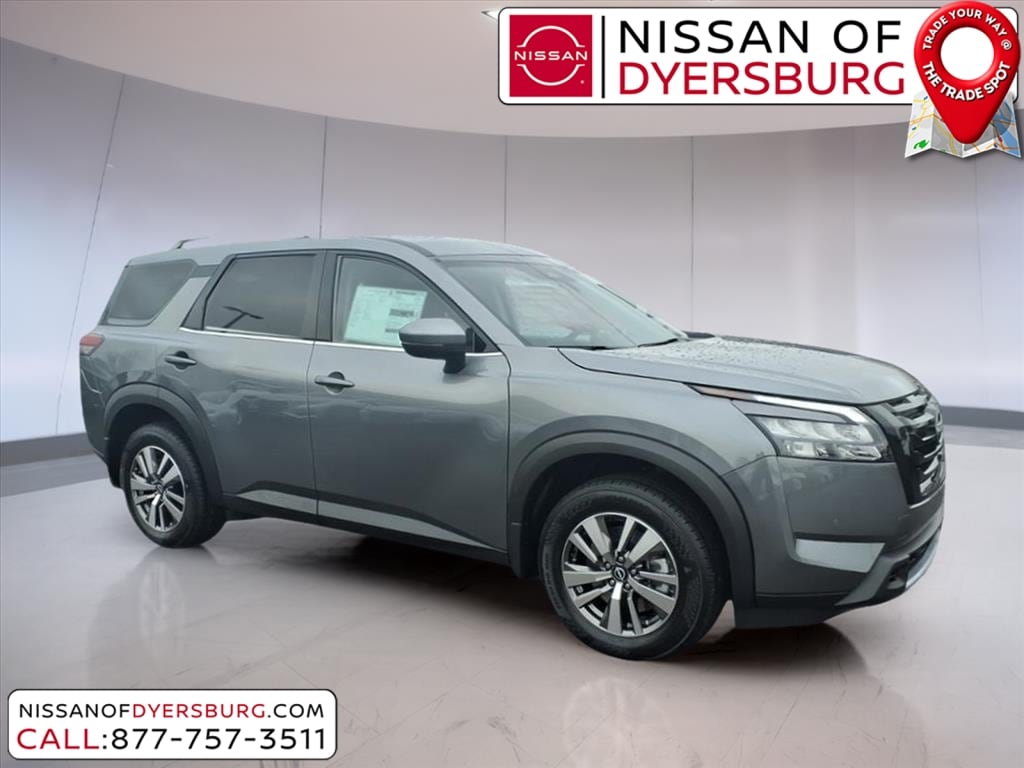 2025 Nissan Pathfinder SL's photo