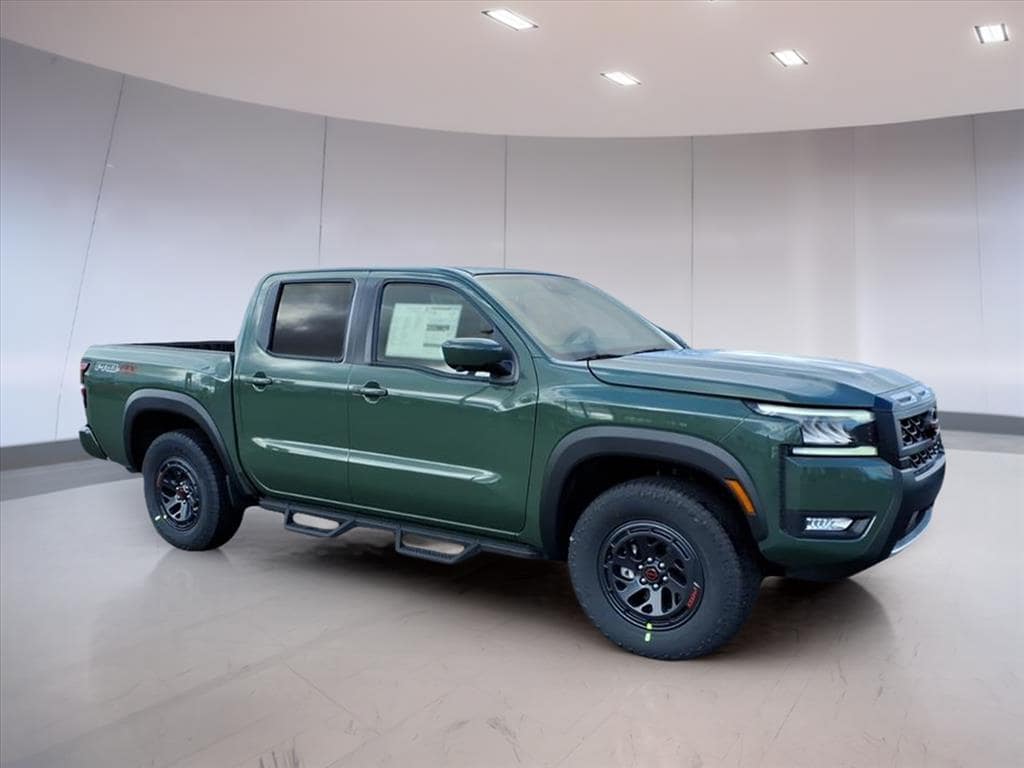 2026 Nissan Frontier PRO-4X's photo