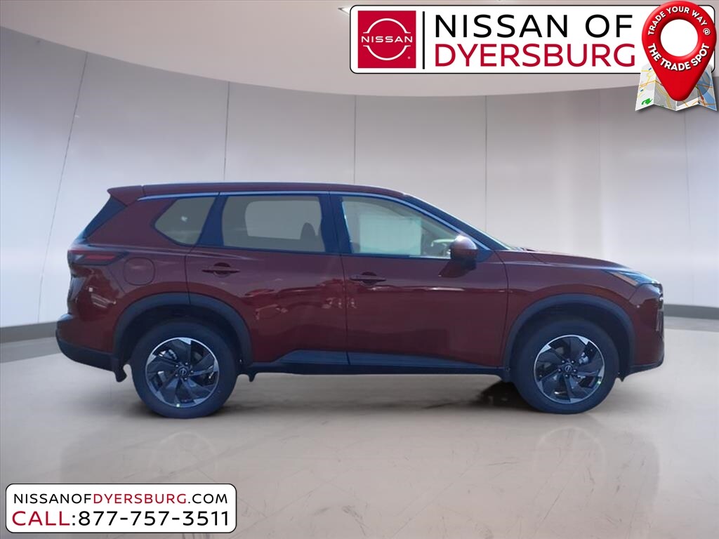2026 Nissan Rogue SV photo 2