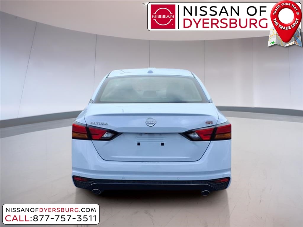 New 2025 Nissan Altima SR Sedan