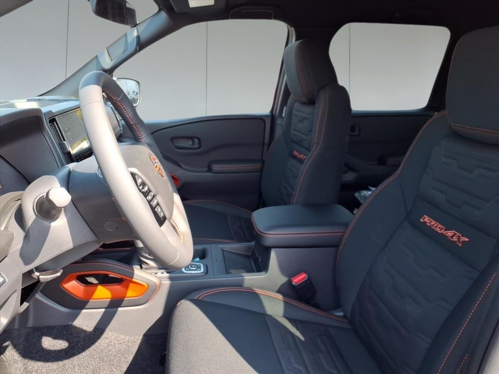2026 Nissan Frontier PRO-4X - Photo 11