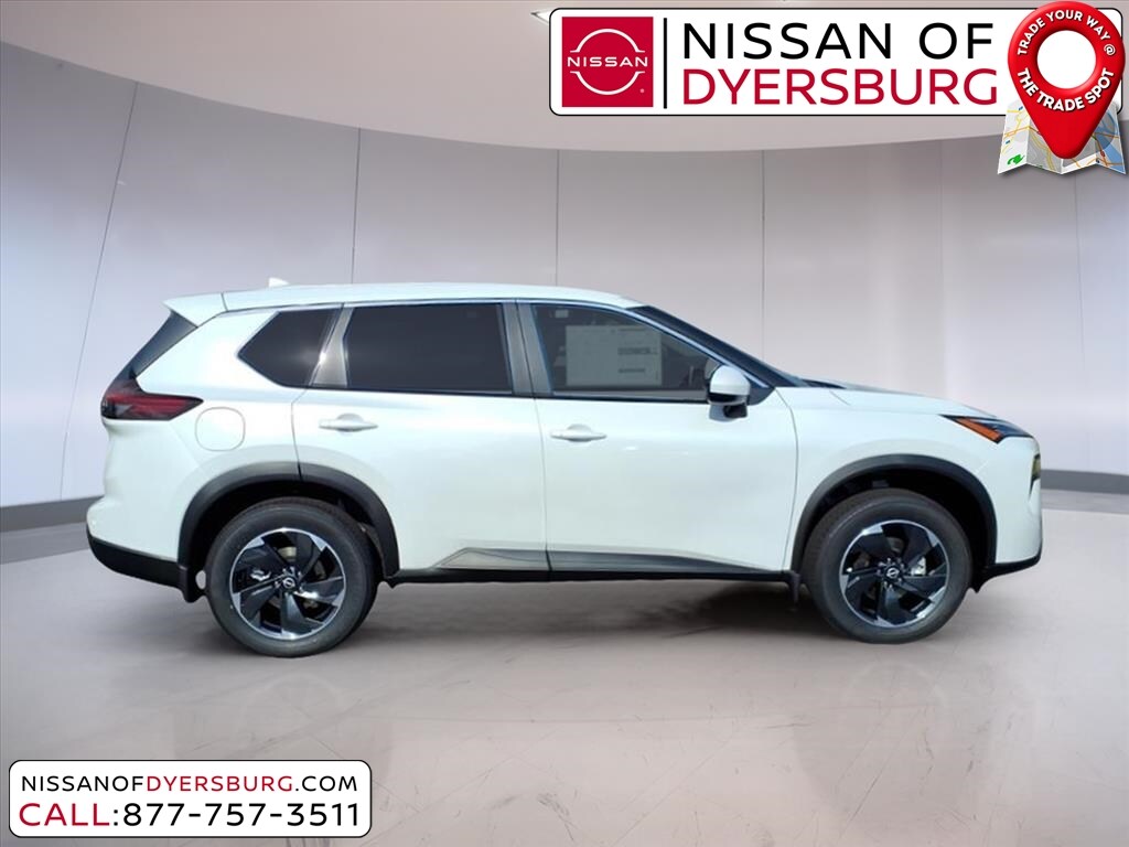 2026 Nissan Rogue SV photo 2
