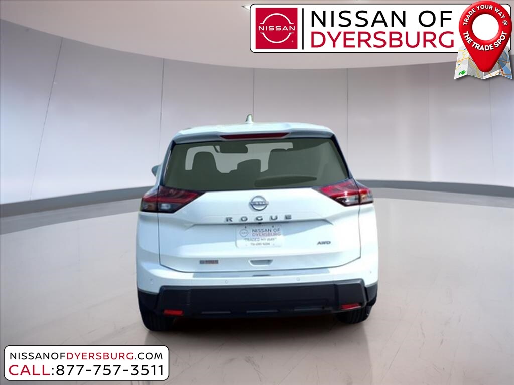 2026 Nissan Rogue SV photo 4