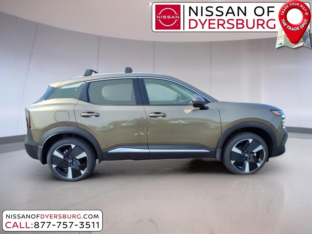 2025 Nissan Kicks SR photo 4