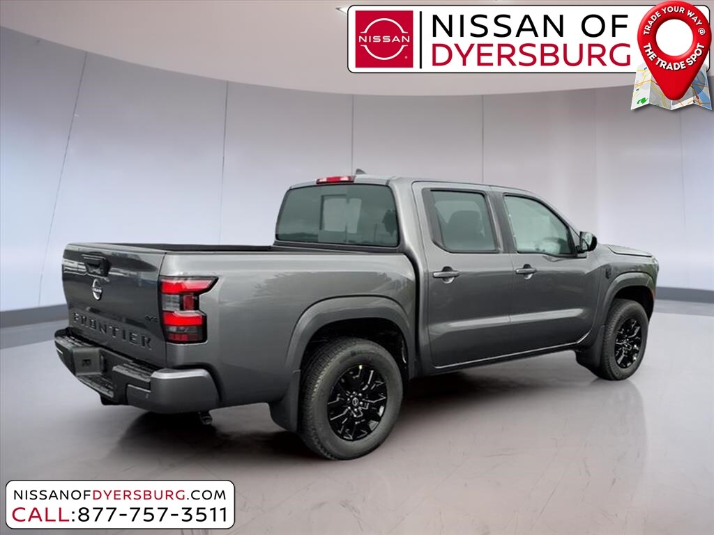 2026 Nissan Frontier SV photo 3
