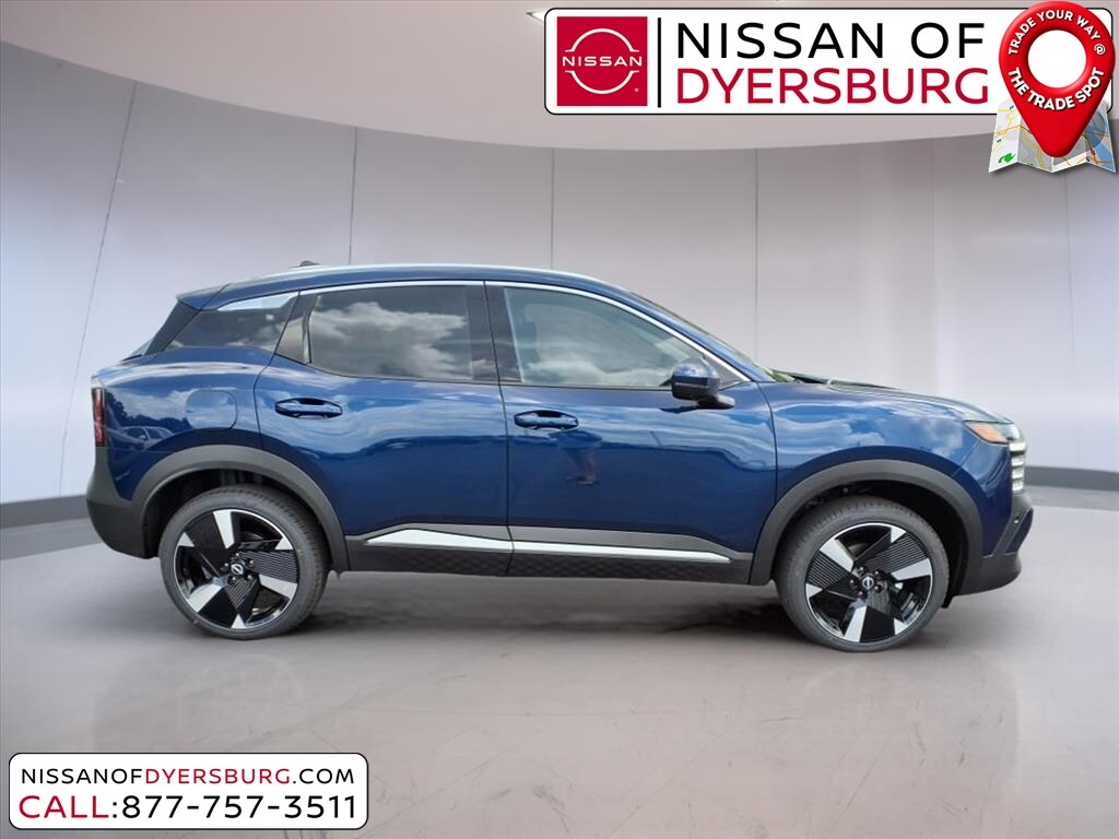 2025 Nissan Kicks SR photo 2