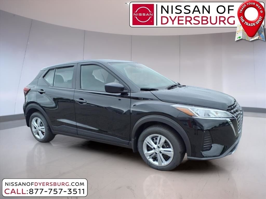 2025 Nissan Kicks Play S photo 2