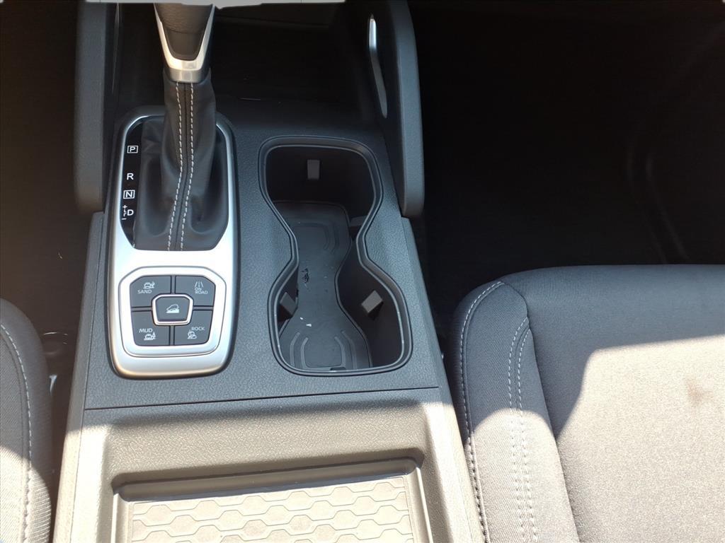 2026 Nissan Frontier SV - Photo 14